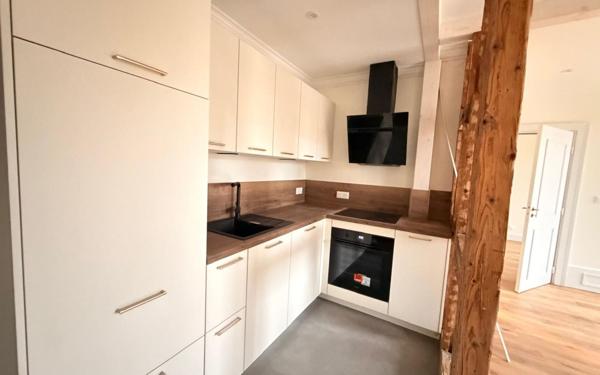 Appartement à louer    3 pièces • 49,82 m2 Strasbourg