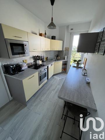 Appartement 4 pièces de 85 m² à La Rochelle (17000)
