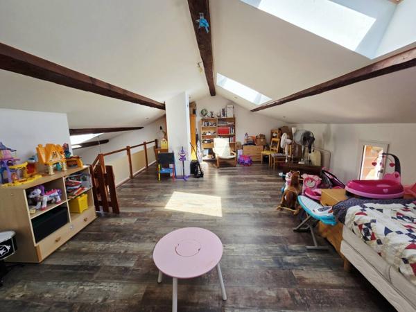 Maison à vendre 5 pièces de 175 m²