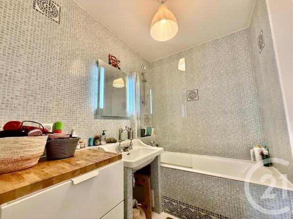 Appartement F5 à vendre  5 pièces - 105,90 m2 CLICHY - 92