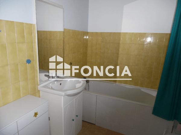 Location Studio meublé 29.16 m² - Orléans 45000