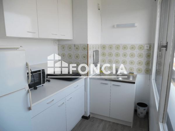Location Studio meublé 29.16 m² - Orléans 45000