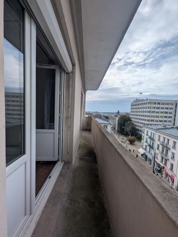 BREST CENTRE/LIBERTE : Grand appartement T6 de 145.76m² Beaux volumes