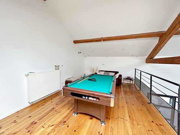 Magnifique Loft à Vendre Roanne 5 pièce(s) 206 m² + piscine
