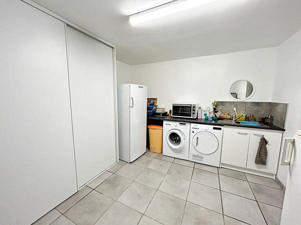 Magnifique Loft à Vendre Roanne 5 pièce(s) 206 m² + piscine