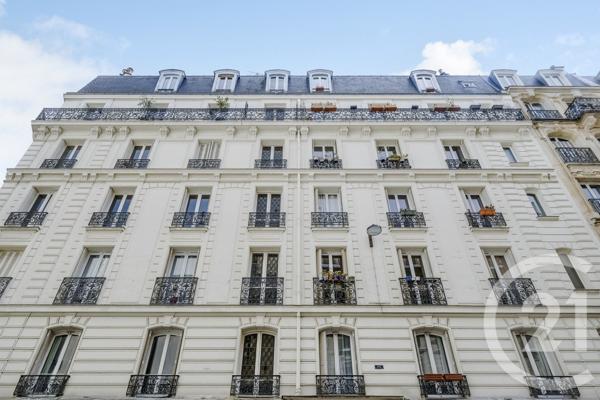 Appartement F1 à vendre  1 pièce - 24,84 m2 PARIS - 75018