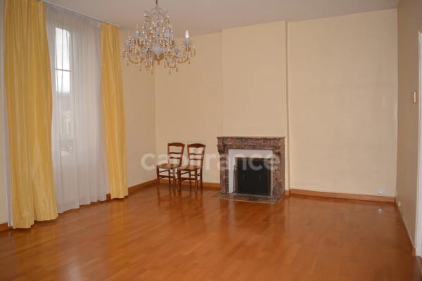 Appartement à vendre 3 pièces NEVERS (58)Avec parking sécurisé cave local vélo