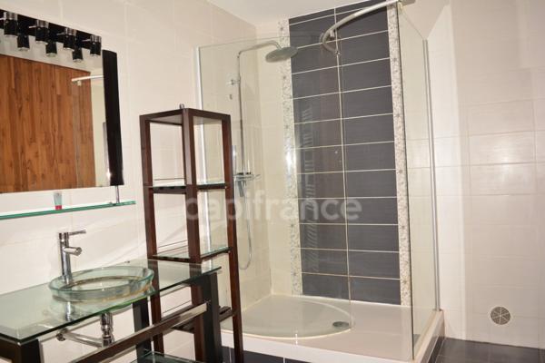 Appartement à vendre 3 pièces NEVERS (58)Avec parking sécurisé cave local vélo