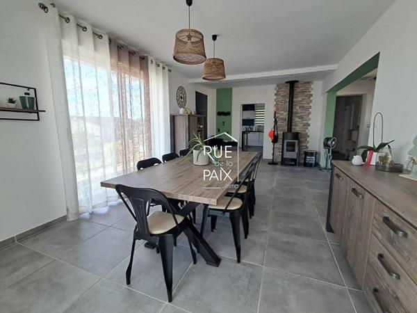 86530 AVAILLES EN CHATELLERAULT Charmante maison avec sous-sol complet et grand jardin
