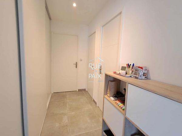 86530 AVAILLES EN CHATELLERAULT Charmante maison avec sous-sol complet et grand jardin