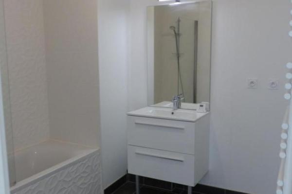 Location - Appartement 3 pièces 60 m 2 RENNES (35000)