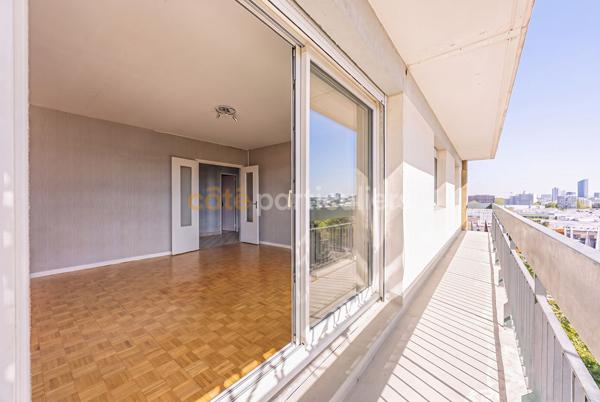 Vente
                Appartement100,12 m² - 5 Pièces -
                    NANTES (44200)