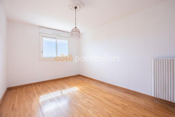 Vente
                Appartement100,12 m² - 5 Pièces -
                    NANTES (44200)