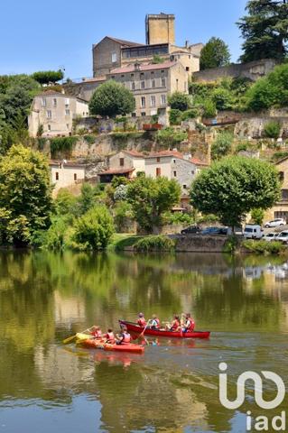 Terrain à vendre 247 635 m² Puy-l'Évêque