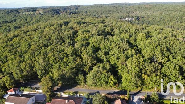 Terrain à vendre 247 635 m² Puy-l'Évêque