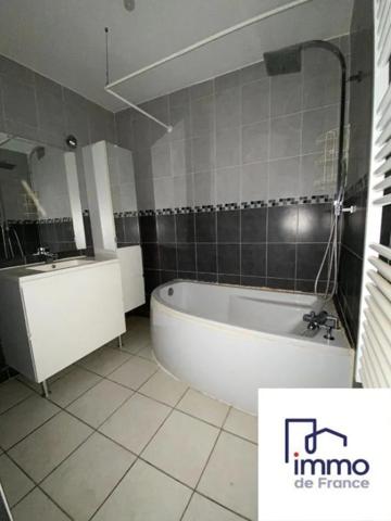 Immeuble à vendre à Vienne (38200)