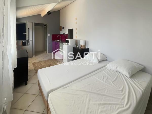 Maison avec dépendances, proche du Vieil et du centre de Noirmoutier