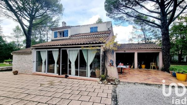 Maison 5 pièces de 100 m² à Brignoles (83170)