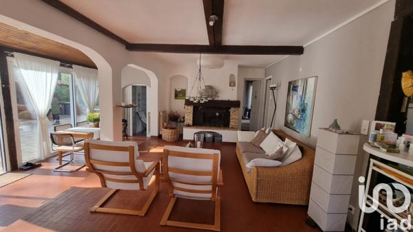 Maison 5 pièces de 100 m² à Brignoles (83170)