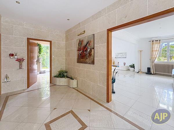 Biens de prestige à vendre Challans : 495 000 € - AJP Immobilier Challans