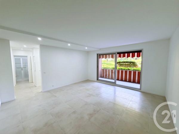 Appartement F2 à vendre  2 pièces - 51,51 m 2   MANDELIEU LA NAPOULE  - 06