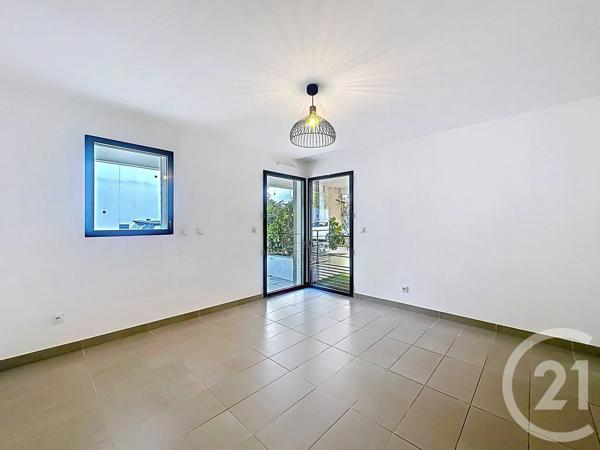 Appartement F2 à vendre  2 pièces - 40,01 m 2   CANNES LA BOCCA  - 06