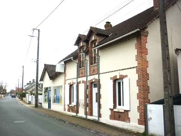 Maison Salbris 7 pièces et local professionnel .
