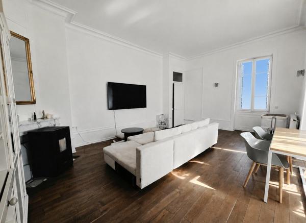 !105 m2 de charme dans un environnement paisible