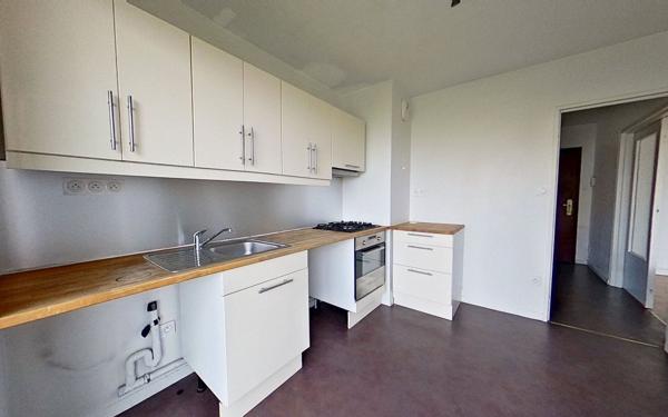 Appartement à vendre    3 pièces • 70 m2 Lyon 8