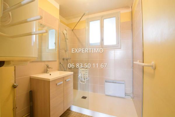 Voiron (38500) APPARTEMENT LUMINEUX - 3 CHAMBRES POSS. 4 - FORT POTENTIEL