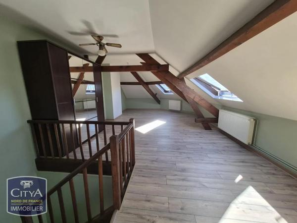 Appartement à louer 2 pièces 88.21m² Boulogne-sur-Mer (62200)