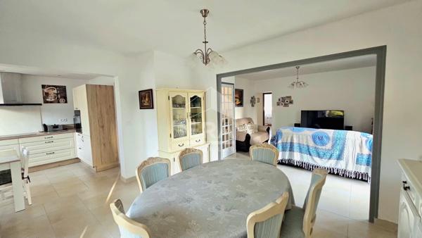 Maison à vendre à ESPÉRAZA - 4 chambres, jardin et confort moderne