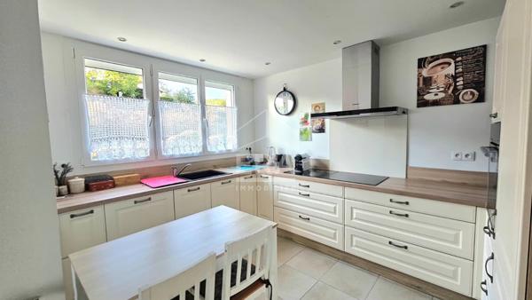 Maison à vendre à ESPÉRAZA - 4 chambres, jardin et confort moderne