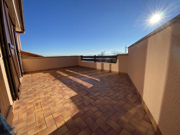 MAISON AVEC SUPERBE VUE