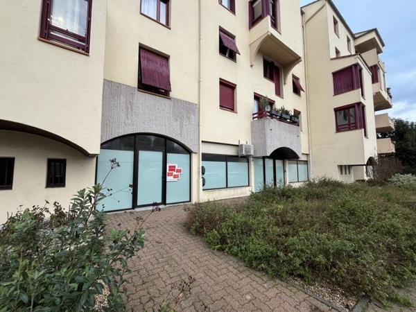 Local commercial à louer |  Auch |  2 pièces | 41 m²