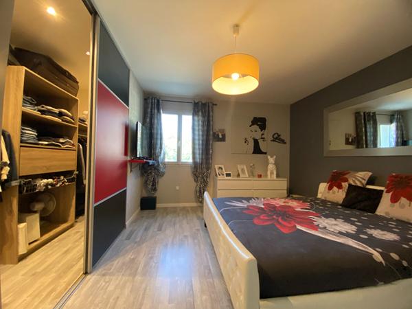 Maison - 4 pièces - 160 m²