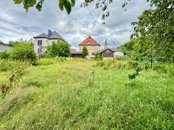 Maison - 10 pièces - 273 m²