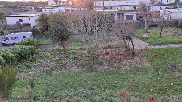 Terrain à Batir à vendre à Morlaix dans le Finistère (29600), ref : TEBA0496
