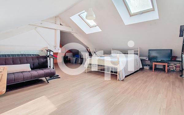 Maison à vendre    5 pièces •  Verberie