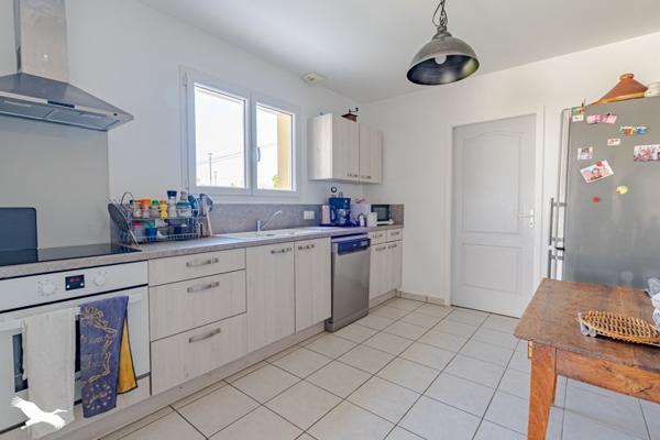 Maison à vendre 250 275 € Béguey 4 p 99 m² DPE A