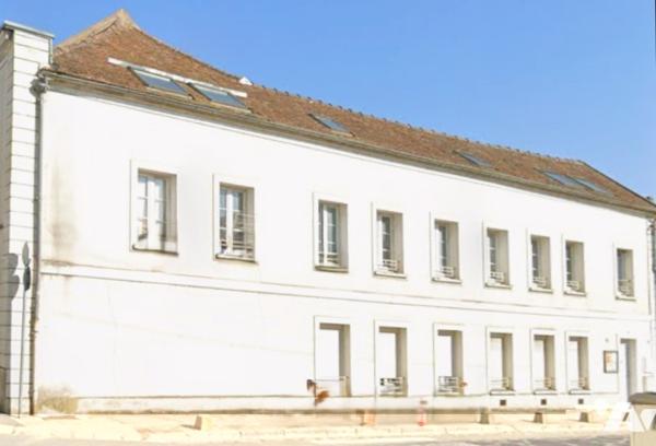 Investissement locatif - Montereau-Fault-Yonne, 15 mn gare SNCF, Appartement, de 30.83 m² vendu loué