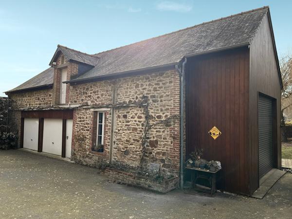 Maison La Guerche De Bretagne 12 pièce(s) 260 m2