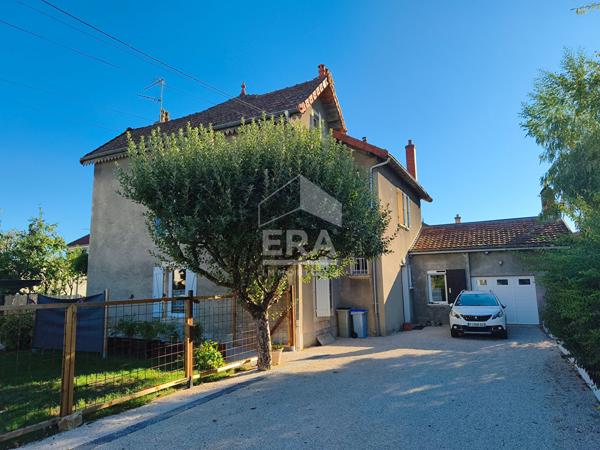 Appartement Dole 5 pièce(s) 104 m2, Plain-pied, jardin, terrasse, garage, dépendances...