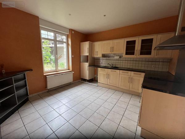 Maison à vendre à Bagnoles-de-l'Orne-Normandie dans l'Orne (61140), ref : 61044-1987