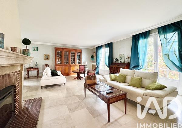 Maison à vendre 10 pièces 216 m² Troyes