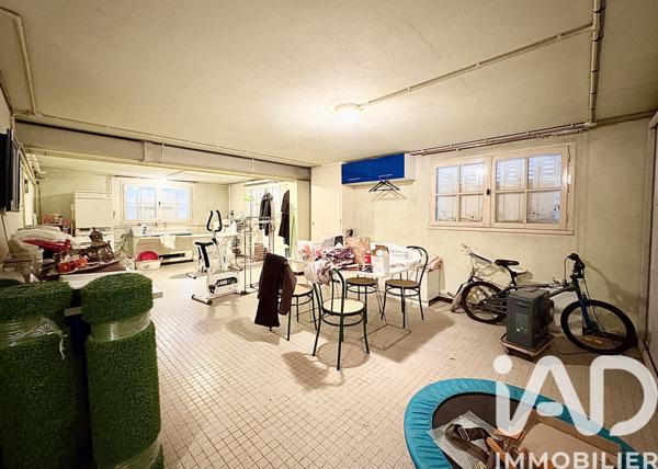 Maison à vendre 10 pièces 216 m² Troyes