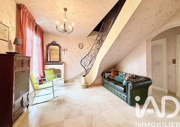 Maison à vendre 10 pièces 216 m² Troyes