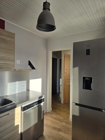 Beau T2 Hyper Centre avec grand garage