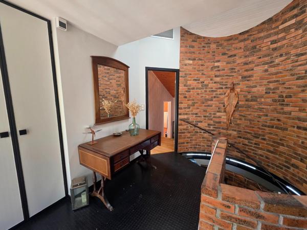 Maison d'architecte au cœur de Gravenoire 63122