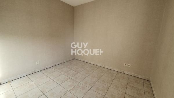 LOCATION d'un appartement 1 pièces (38 m²) à PERPIGNAN